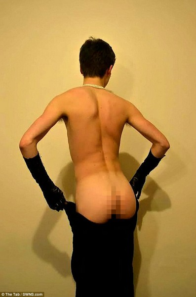 Cambridge University students bare their bottoms for controversial Best Bums contest